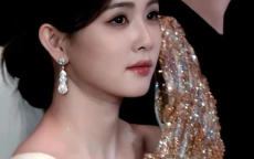 白鹿丁禹兮：雨连天下的邂逅奇缘