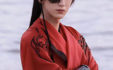 张凌赫工作室 拍出了张凌赫的死角